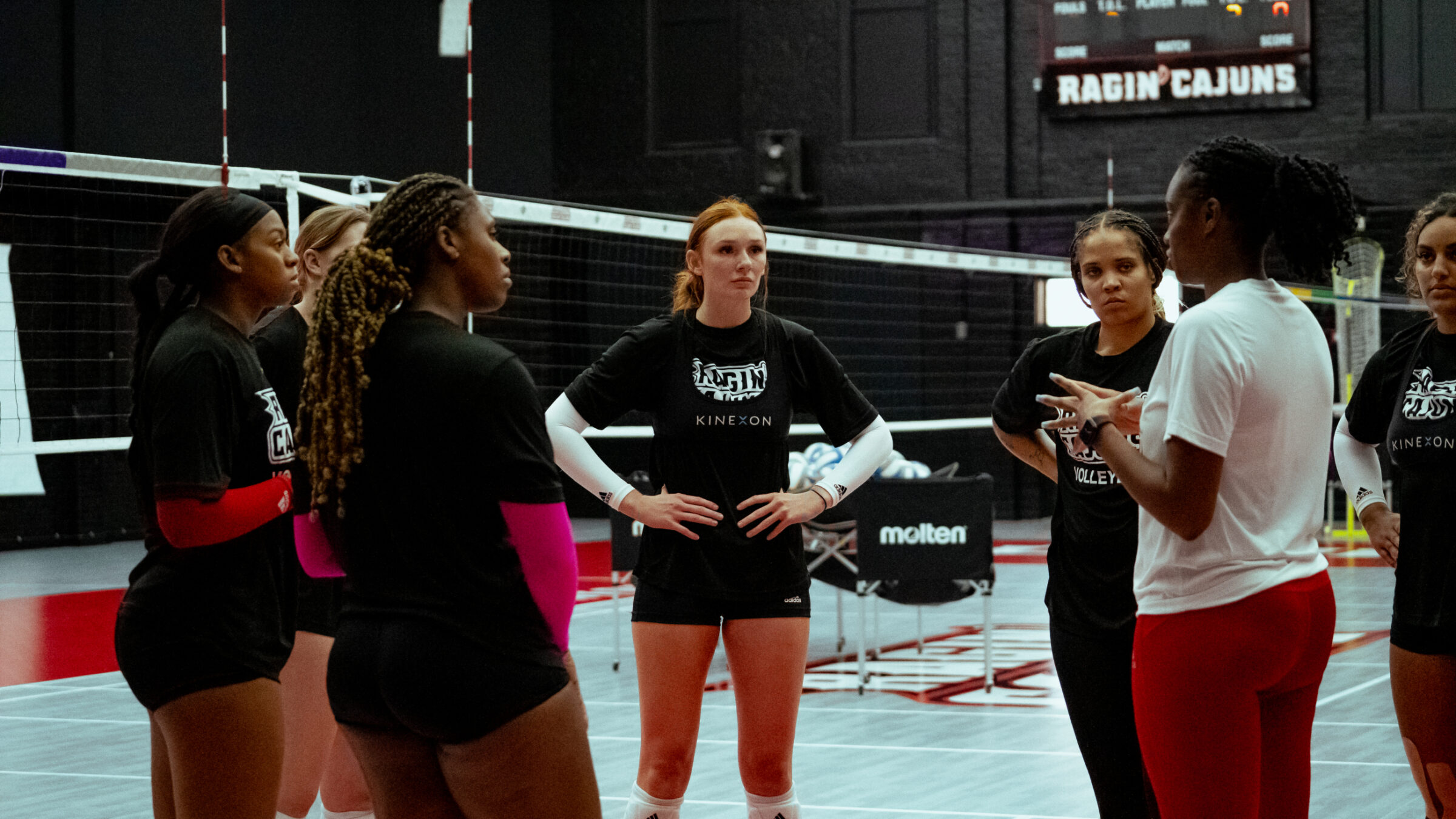 Frauenvolleyball ist eine der Sportarten, bei denen Sportlerinnen von einem auf ihren Menstruationszyklus abgestimmten Training profitieren können.