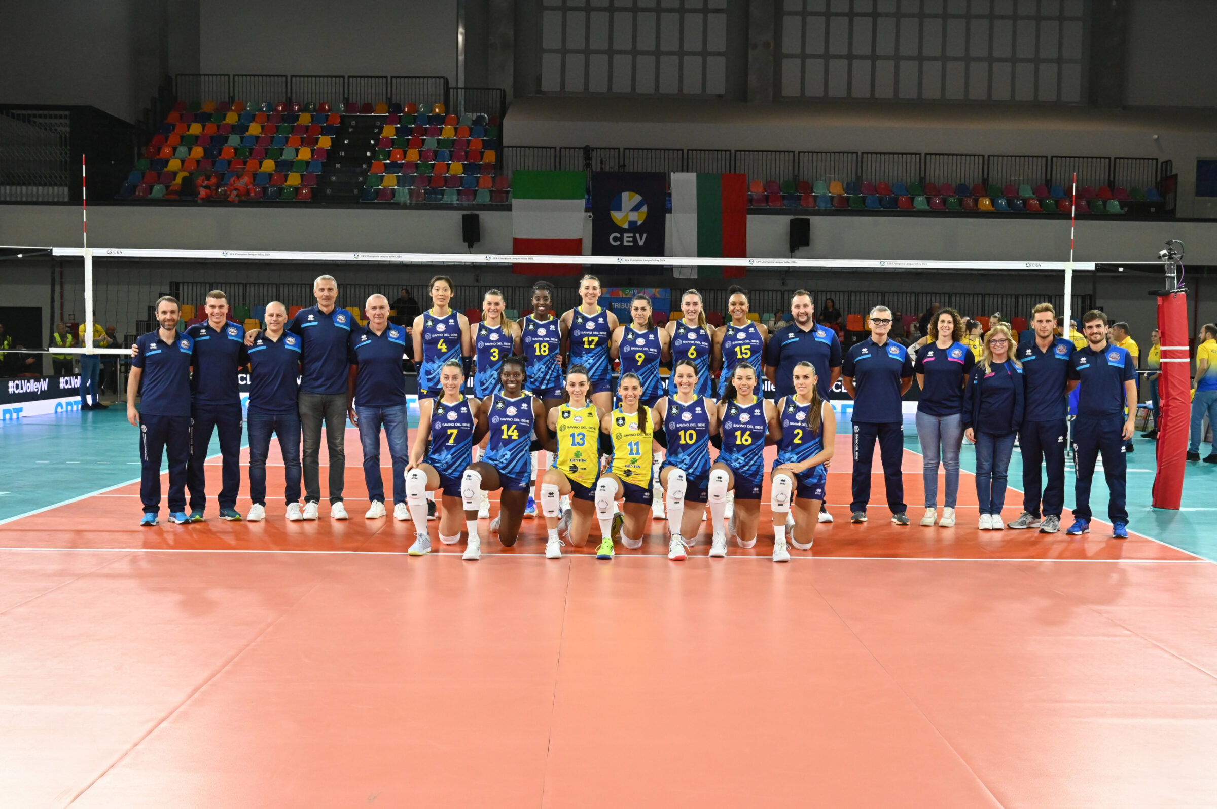 Das italienische Frauen-Volleyballteam Scandicci arbeitet mit KINEXON und AWS zusammen, um bessere Metriken für weibliche Athleten zu entwickeln, indem es ein Vorzeigeteam wird.