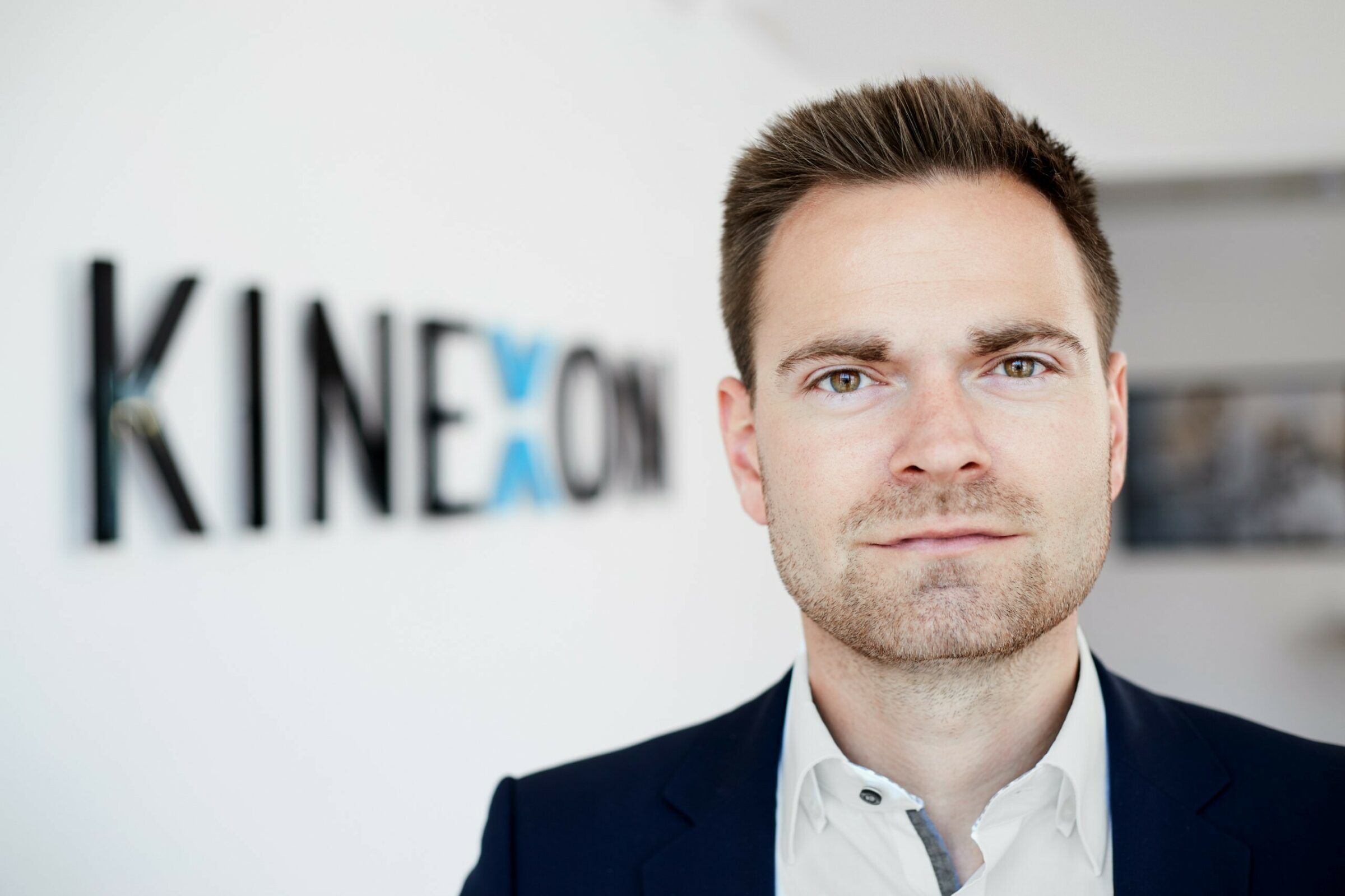 Maximilian Schmidt, is Co-founder and Managing Director of one of the leading sports analytics companies in the world, KINEXON Sports & Media