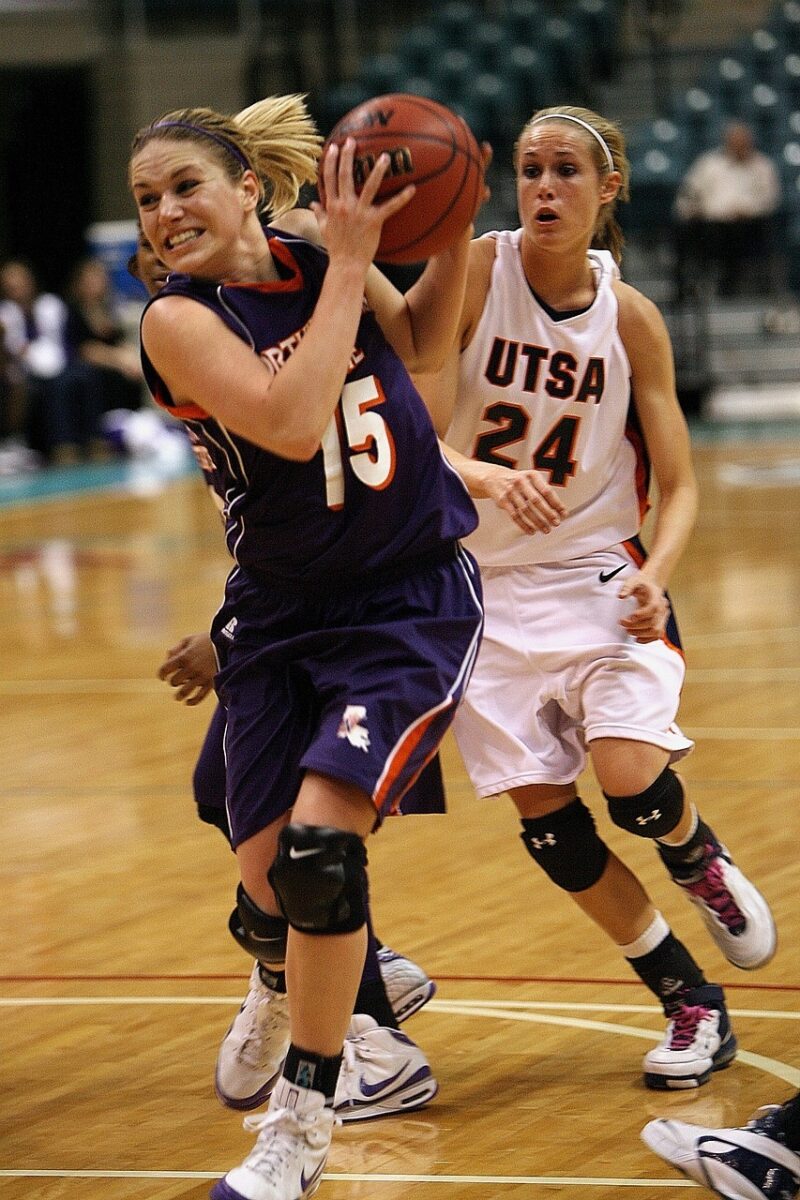 Women's basketball players are now wearing athlete trackers to monitor things like heart rate and mechanical loading.